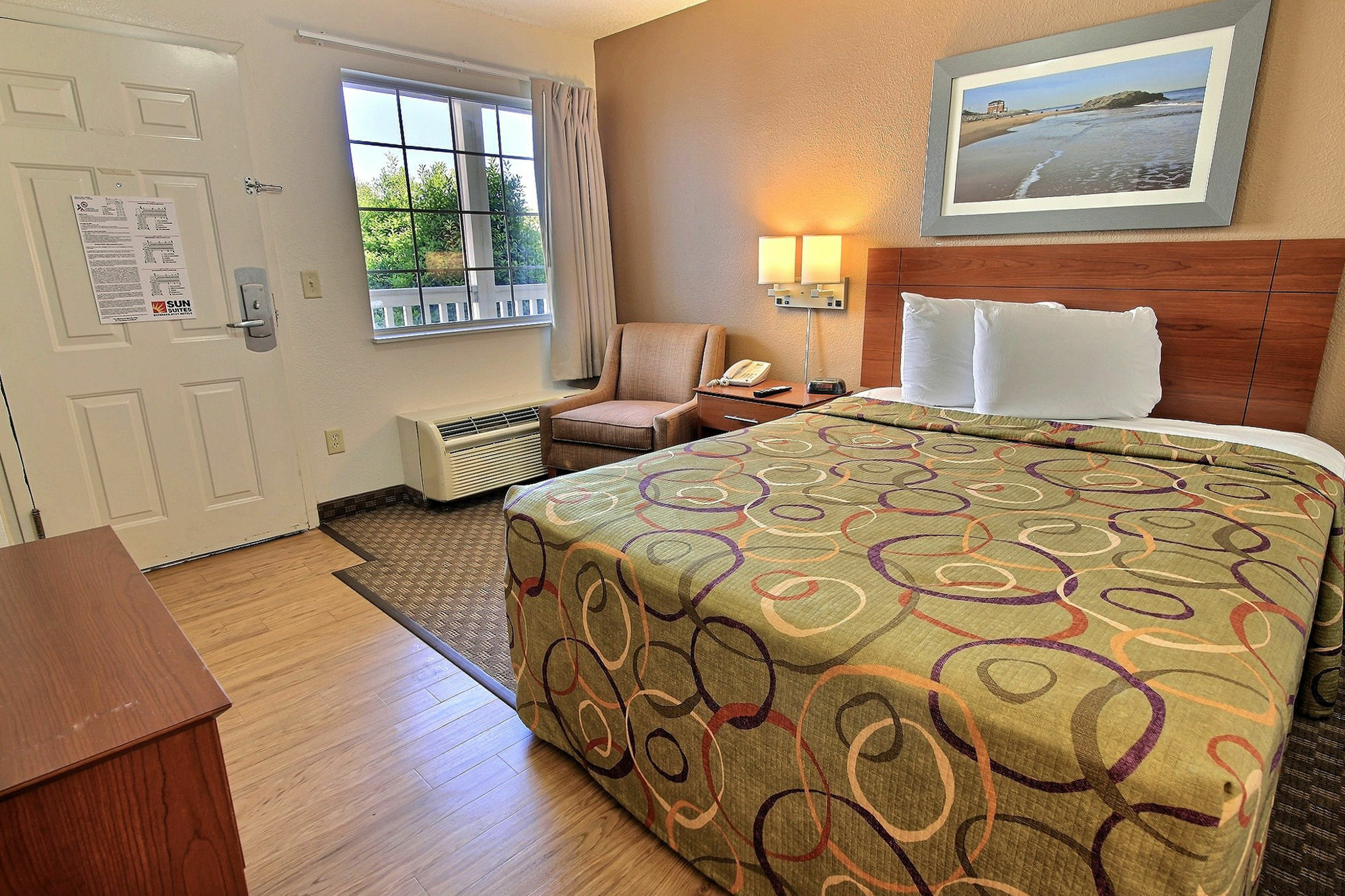 Sun Suites Of Chesapeake Exterior foto